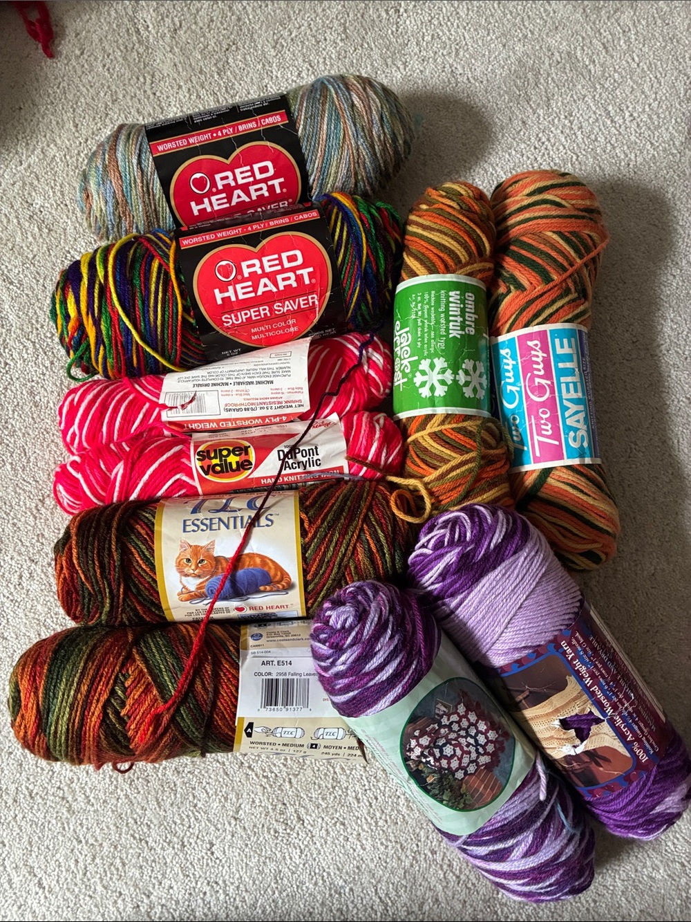 Worst weight acrylic yarn lot